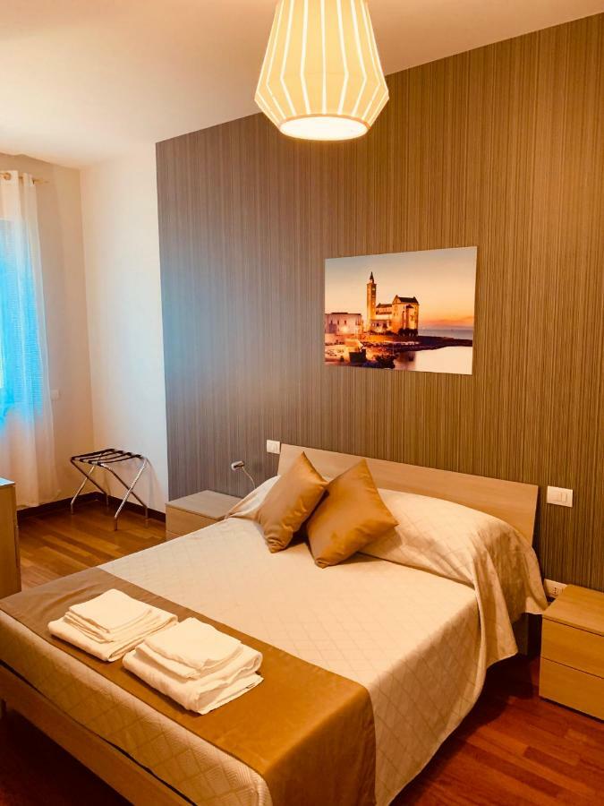 Berga Exclusive Suite 3 Bari Exteriör bild
